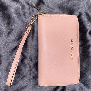 Michael Kors Phone Wristlet Wallet